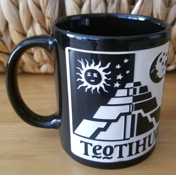 Engraved Quetzalcoal Black Mug Cup Teotithuacan, Mexico Hispanic Heritage GUC - Picture 3 of 6